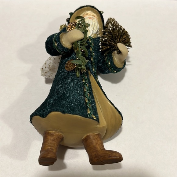 Hallmark 2007 Father Christmas Series 4 Ornaments Green - Picture 7 of 8